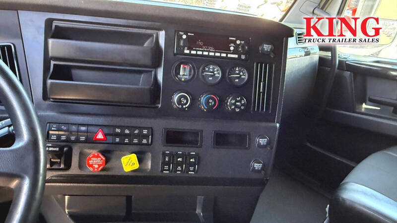 2023 Freightliner Cascadia