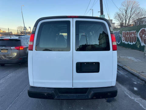 2009 Chevrolet Express 2500