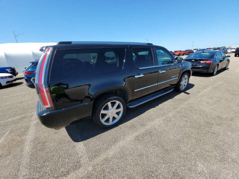 2014 Cadillac Escalade ESV Luxury