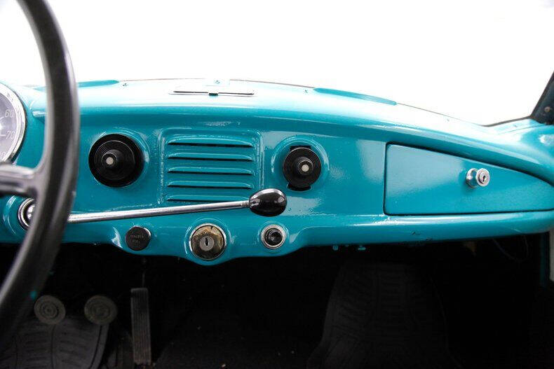 1960 Nash Metropolitan