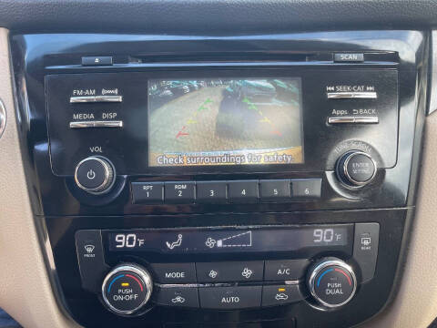 2015 Nissan Rogue SV