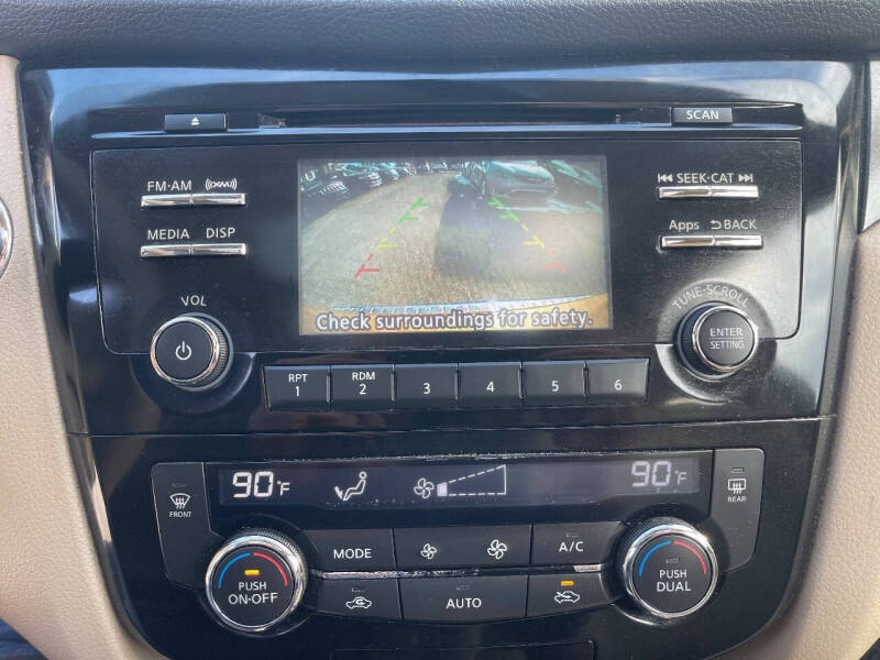 2015 Nissan Rogue SV