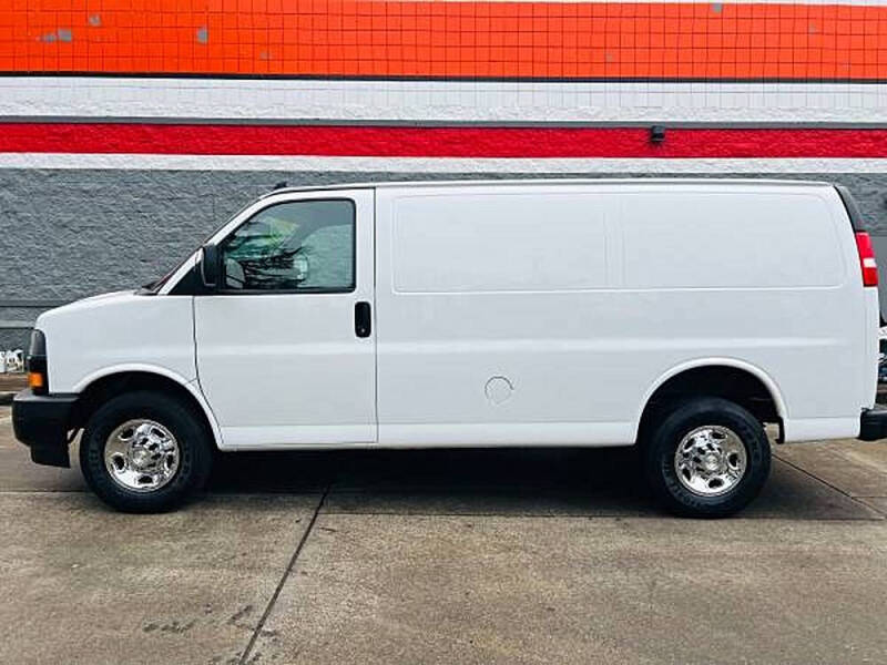 2021 Chevrolet Express 2500