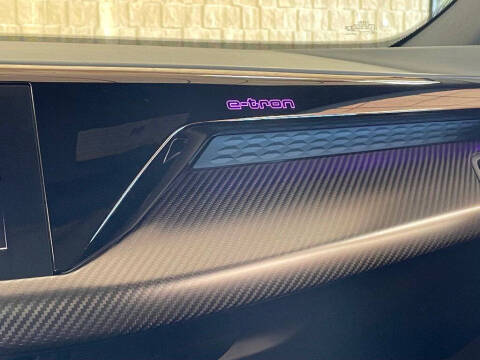 2023 Audi e-tron GT quattro Premium Plus