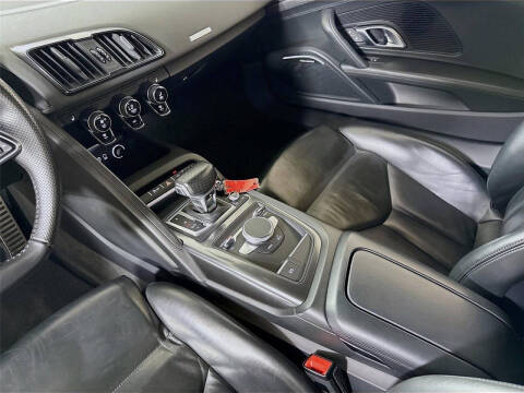 2017 Audi R8 5.2 quattro V10