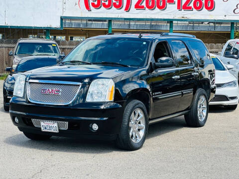 2007 GMC Yukon for sale at Pemex Auto Center in Fresno CA