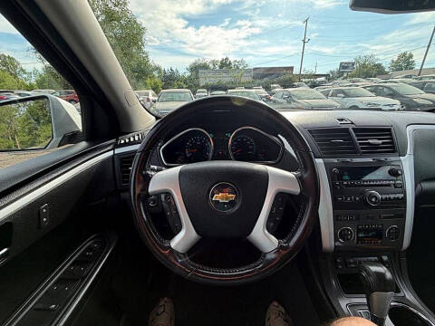 2011 Chevrolet Traverse LT