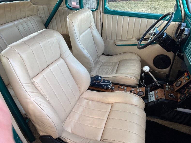 1939 Ford Deluxe