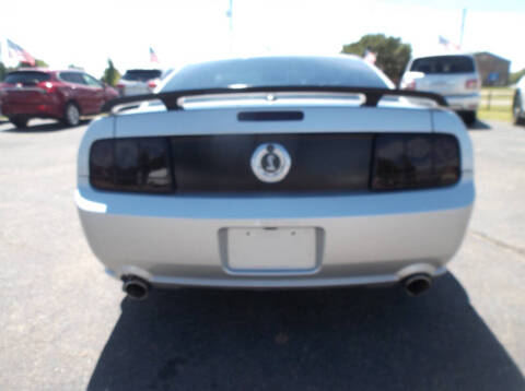 2009 Ford Mustang GT Deluxe
