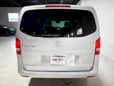 2017 Mercedes-Benz Metris Passenger