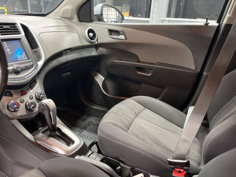 2017 Chevrolet Sonic LT Auto