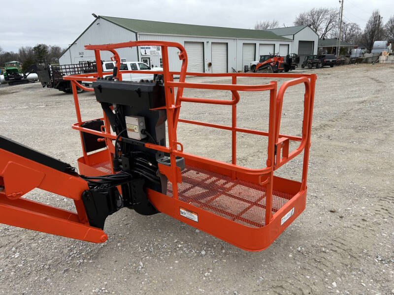 2014 JLG 60' Manlift