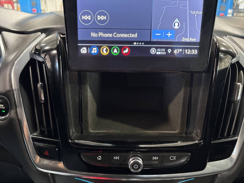 2022 Chevrolet Traverse LT Leather