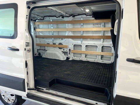 2025 Ford Transit