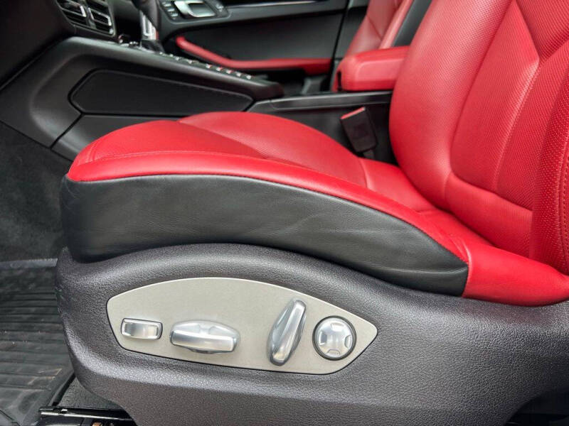 2021 Porsche Macan GTS