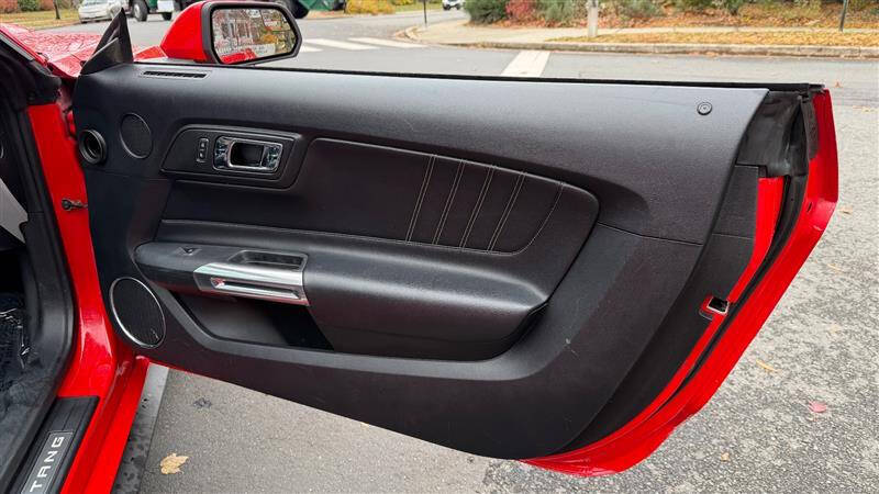 2017 Ford Mustang EcoBoost Premium