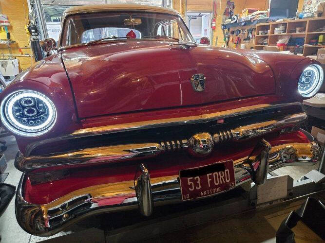1953 Ford Sunliner