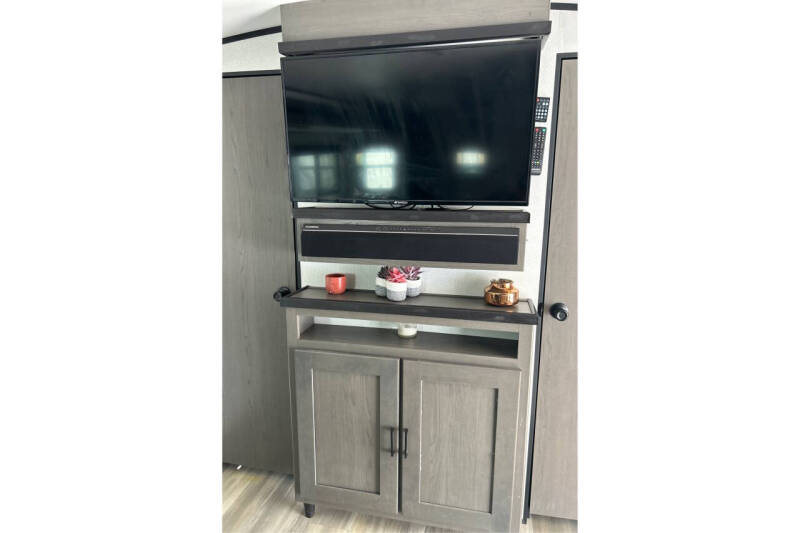 2021 Cruiser Embrace