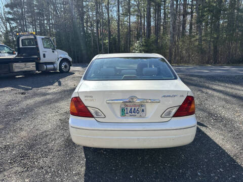 2000 Toyota Avalon XL