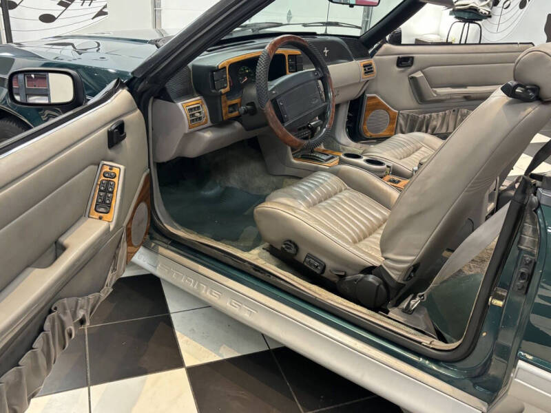 1992 Ford Mustang GT