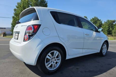 2016 Chevrolet Sonic LT Auto