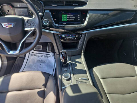 2024 Cadillac XT6 Sport