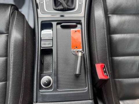 2015 Volkswagen Golf R 4Motion