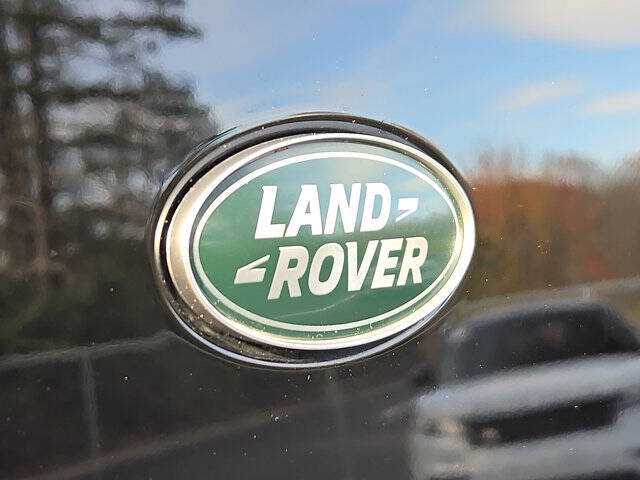 2024 Land Rover Defender 110 P300 S