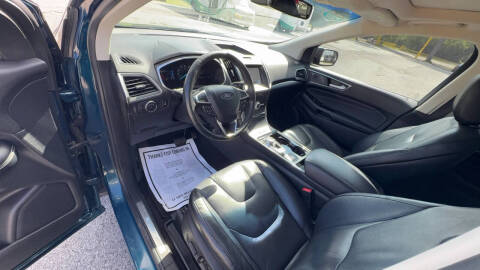 2020 Ford Edge Titanium