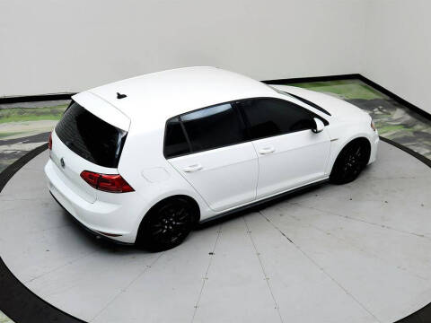 2017 Volkswagen Golf GTI S