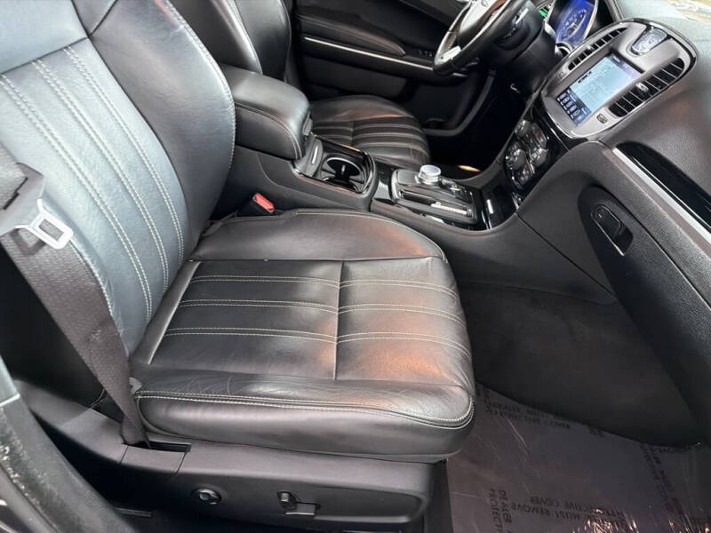 2021 Chrysler 300 S V6