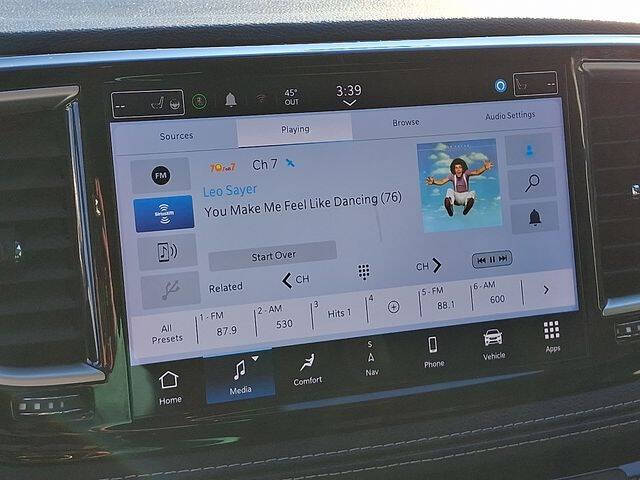 2024 Chrysler Pacifica Plug-In Hybrid Select