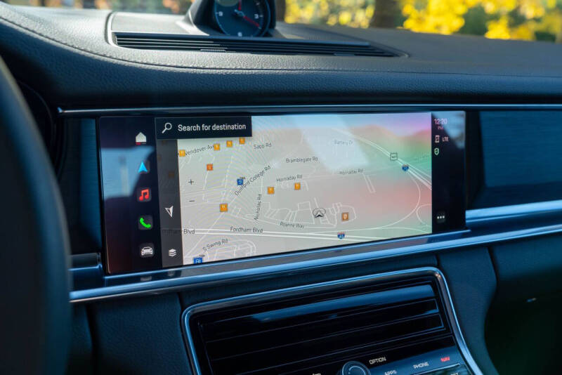 2023 Porsche Panamera Platinum Edition