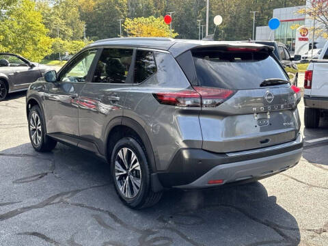 2022 Nissan Rogue SV