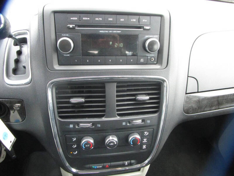 2015 Dodge Grand Caravan American Value Package