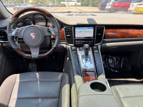 2011 Porsche Panamera