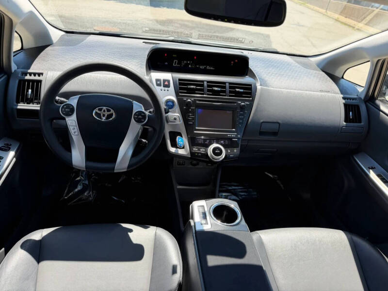 2012 Toyota Prius v