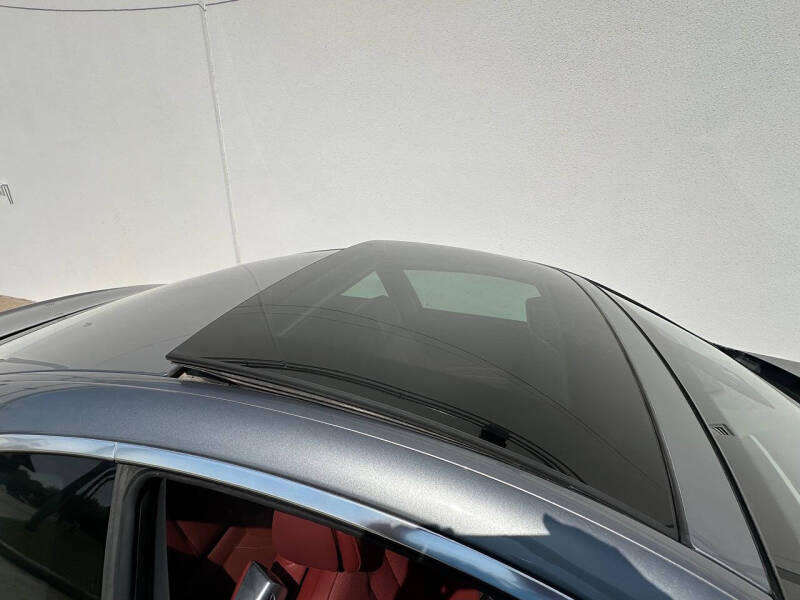 2012 BMW 6 Series 650i