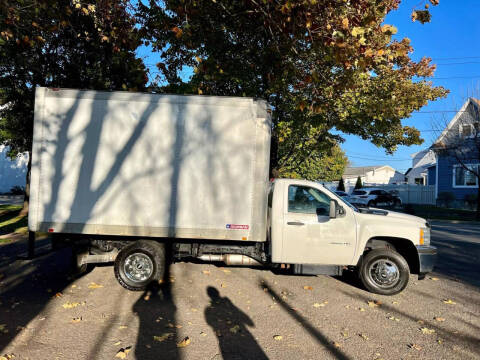 2013 Chevrolet Silverado 3500HD CC