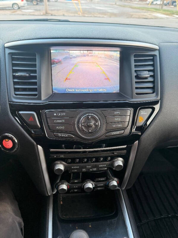 2018 Nissan Pathfinder S