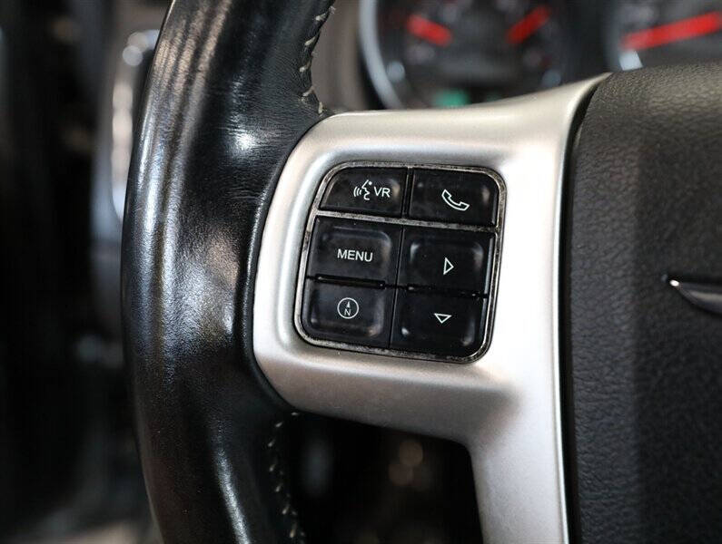 2011 Chrysler 200 S