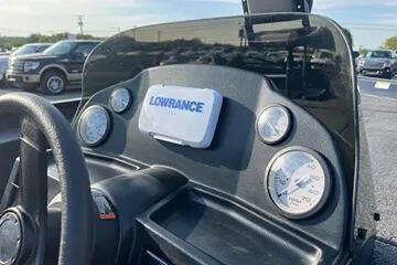 2022 Lowe Boats Legacy