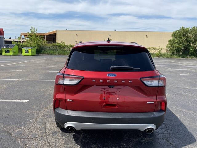 2020 Ford Escape SEL