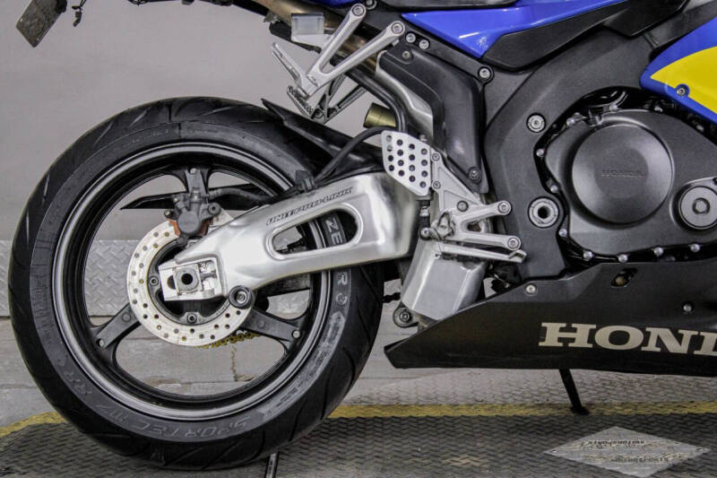 2006 Honda CBR1000RR