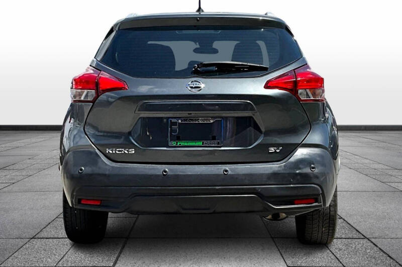 2020 Nissan Kicks SV