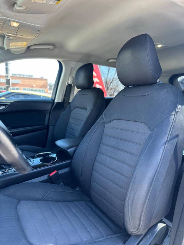 2015 Ford Edge SE