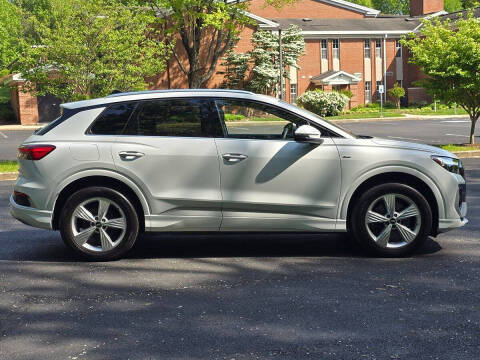 2023 Audi Q4 e-tron quattro Premium 50