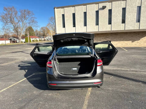 2017 Ford Fusion Energi SE Luxury