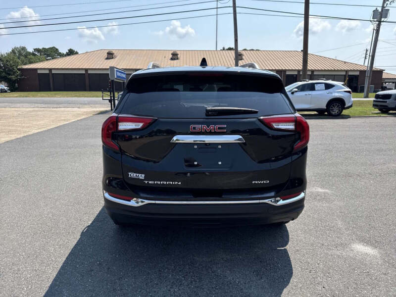 2024 GMC Terrain SLT