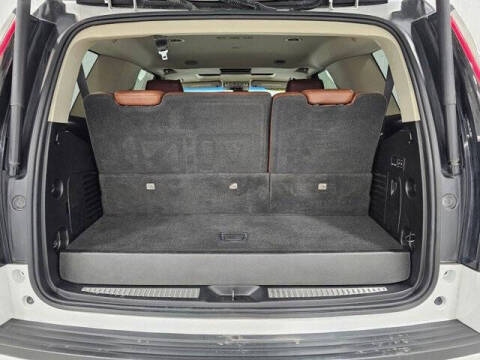 2019 Cadillac Escalade Luxury
